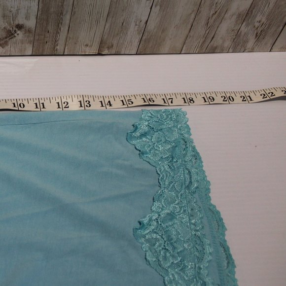 LOT of 3 Camisole / Tank Tops Apt 9 & Layne Bryant Burgundy, Teal, Taupe - Picture 10 of 16